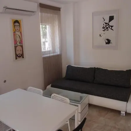 Fuer 8 Personen Ca 60 Qm In Siofok, Westungarn Plattensee - B56352 시오포크